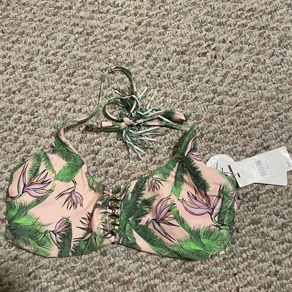 NWT PILYQ Bermuda Zen Halter Palm Swim Top- Size D Cup - Picture 2 of 7